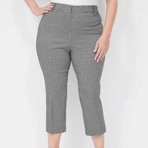 Lane Bryant Gingham 4 Season Capri Size 22